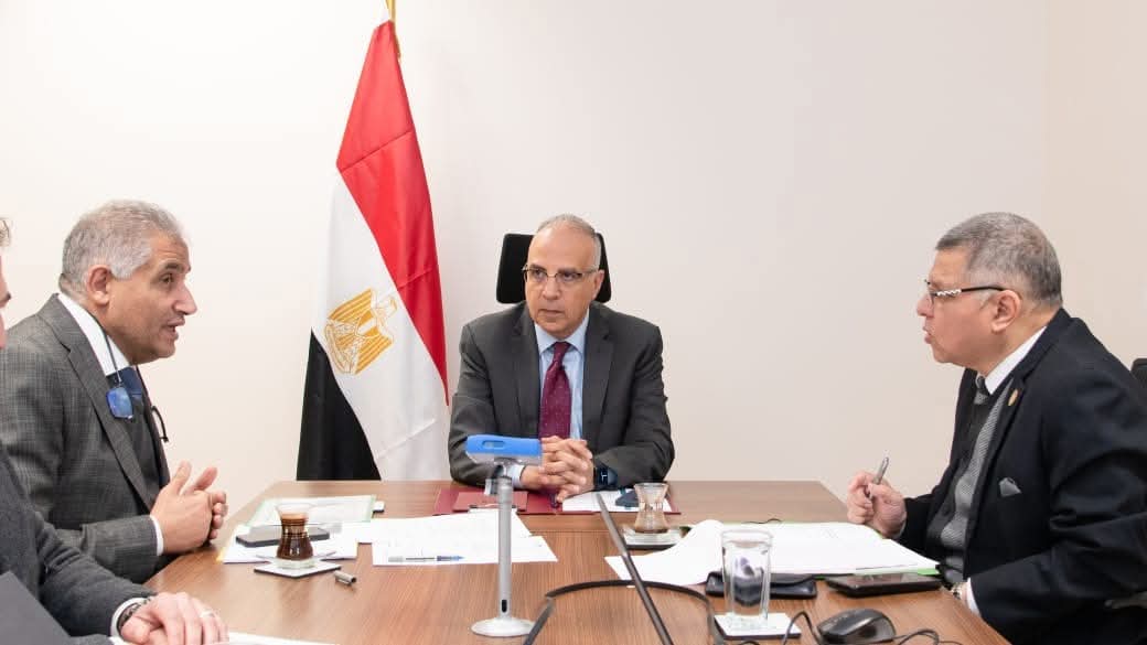 وزير الرى: إنتهاء المرحلة الأولى من "مشروع تأهيل وإحلال المنشآت المائية"