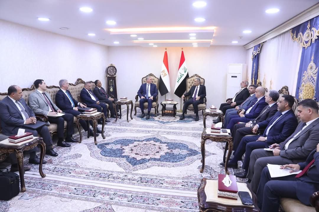 وزير البترول يبحث مع نظيره العراقى.. تعزيز التعاون الثنائى
