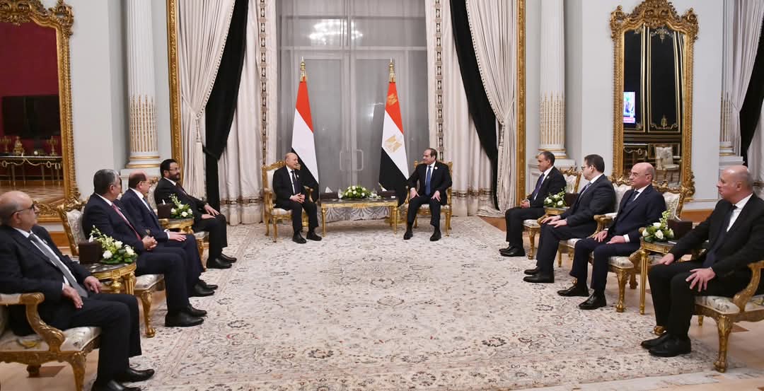 الرئيس..للعليمى :دعم مصر ثابت لوحدة واستقلال الدولة اليمنية