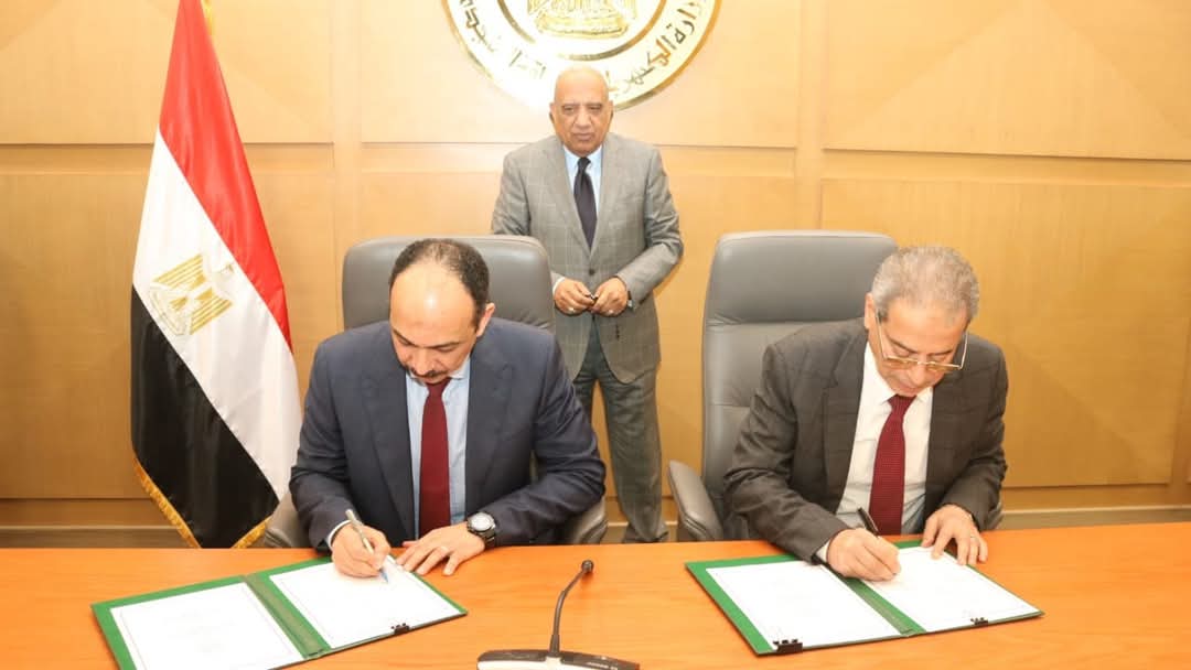 تعاون بين "الكهرباء" و"الأوقاف" ل تحسين كفاءة الطاقة وترشيد استهلاك الكهرباء بالمساجد