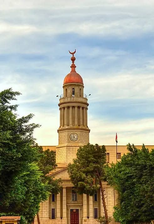 عاشور يهنئ جامعة القاهرة بحصول طب قصر العينى على اعتماد الجمعية الدولية للكلى