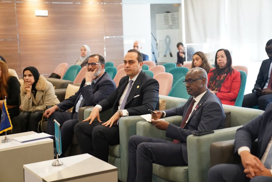 رئيس الرعاية الصحية وسفير رواندا يزوران مستشفى بهية الشيخ زايد
