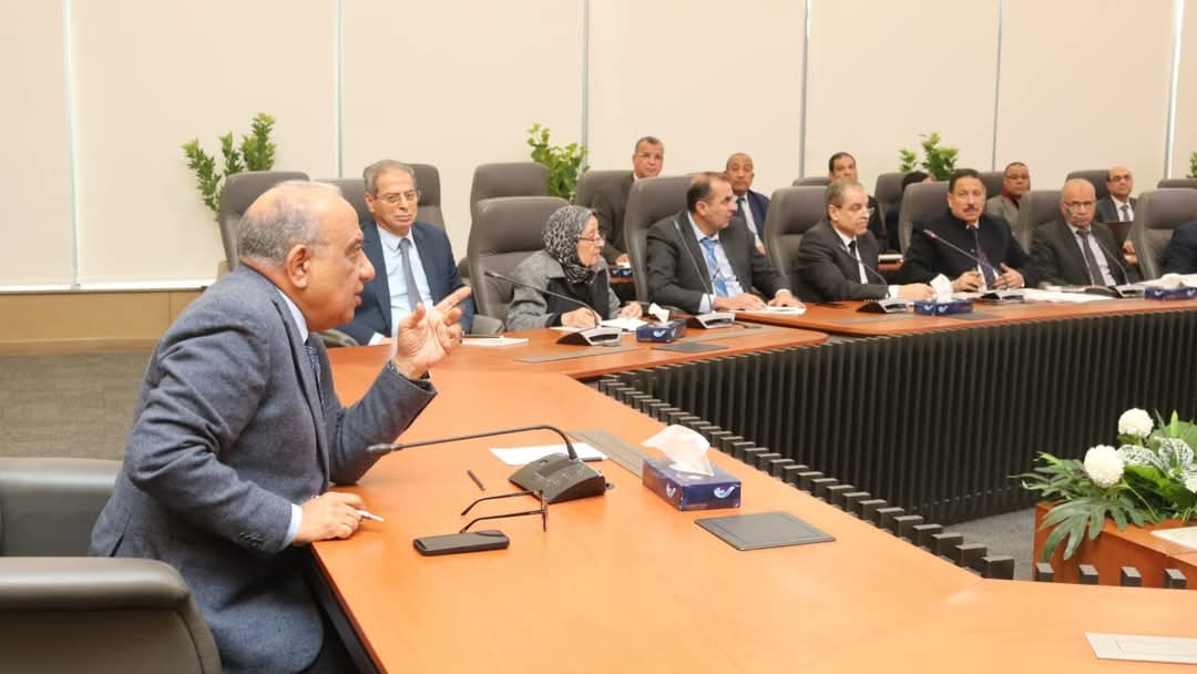 وزير الكهرباء:نتصدى لظاهرة سرقة التيار .. لضمان كفاءة التشغيل وجودة الخدمات 