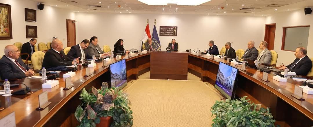 وزير الإتصالات:أكثر من 8 آلاف فرصة عمل مباشرة توفرها المناطق التكنولوجية