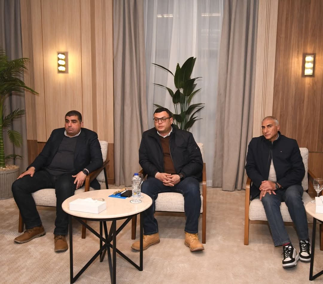 وزير الإسكان يستعرض موقف المشروعات التنموية بالعلمين الجديدة والساحل الشمالى