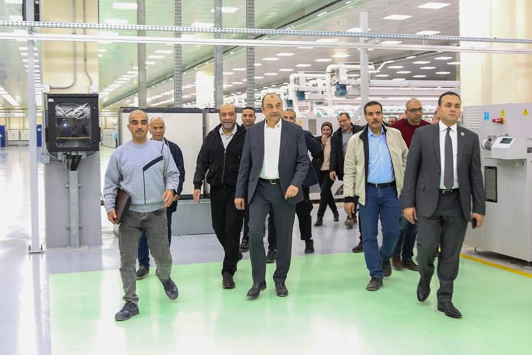 شيمى: نستهدف استعادة الريادة العالمية فى صناعة الغزل والنسيج
