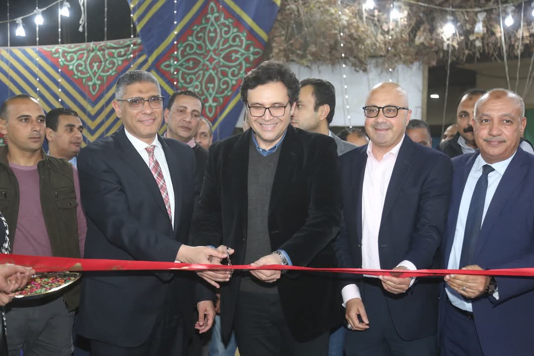 وزير الثقافة ومحافظ الجيزة يفتتحان معرض فيصل للكتاب