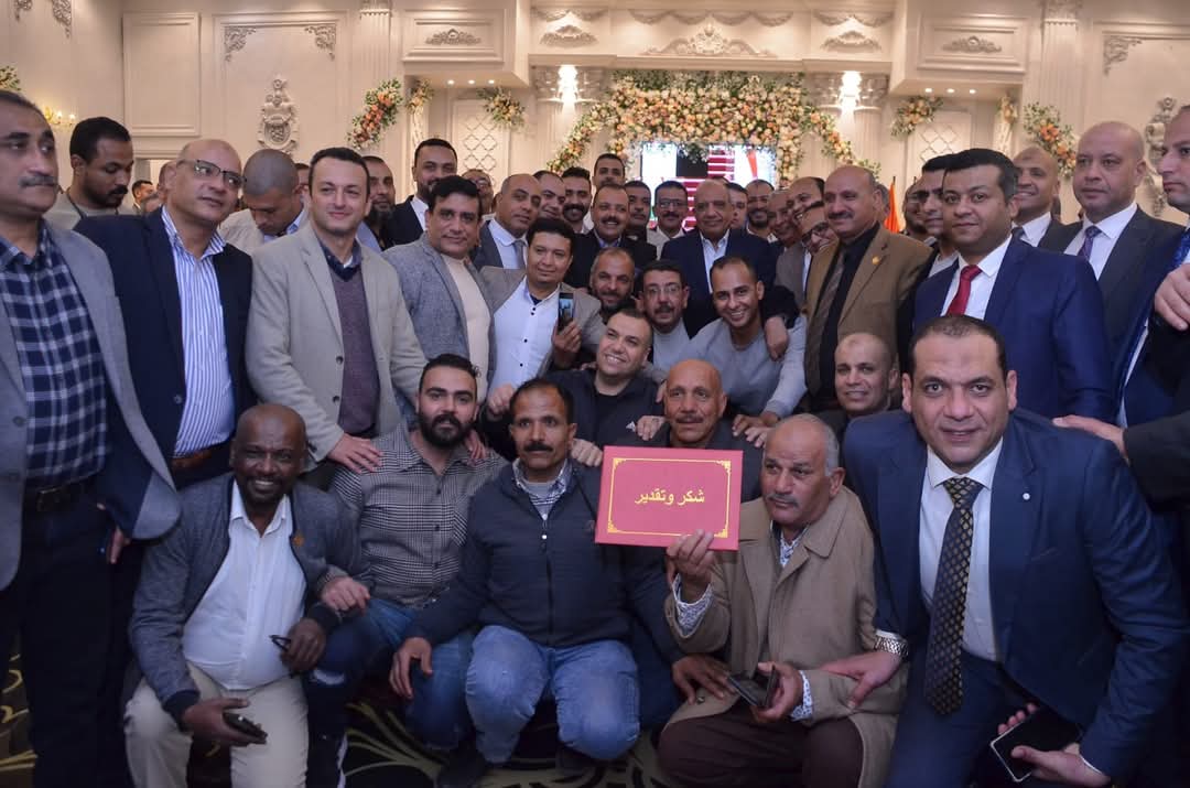 عصمت : العاملون بالكهرباء .. قادرون على تأمين التغذية الكهربائية لمختلف المشروعات