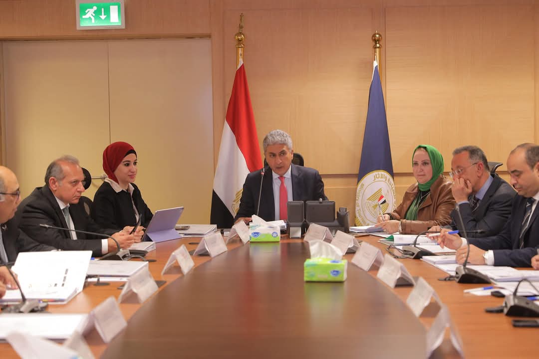 شريف فتحى يترأس اجتماع مجلس إدارة صندوق دعم السياحة والآثار 