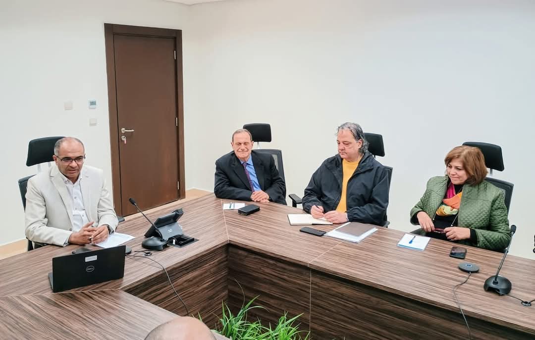 نائب وزير الاسكان يناقش مع ممثلى البنك الدولى التعاون بالمشروعات المستقبلية