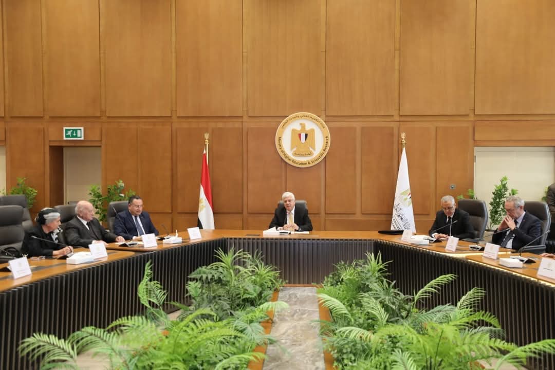  وزير التعليم العالى يترأس اجتماع مجلس أمناء جامعة الإسكندرية الأهلية