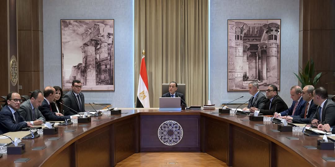 رئيس الوزراء يتابع الأعمال فى مشروع توسعة كورنيش الإسكندرية - الخبر لايف