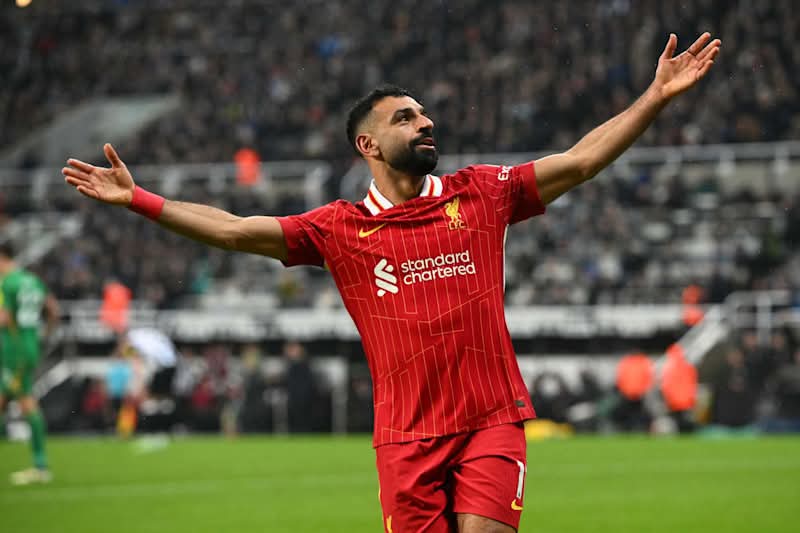 صحيفة إسبانية: صلاح أقرب من أى وقت مضى لتجديد تعاقده مع ليفربول