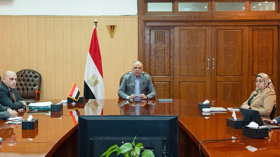 وزير الري يتابع الموقف المائى بالفيوم والاستعداد لموسم أقصى الاحتياجات