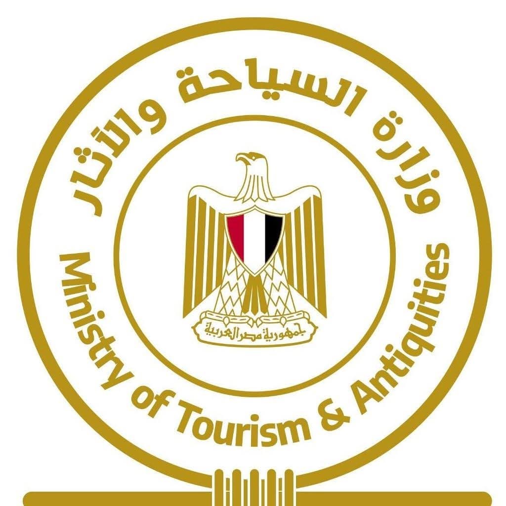 السياحة: متابعة أحوال وحركة السائحين والمعتمرين المصريين خلال عطلة عيد الفطر