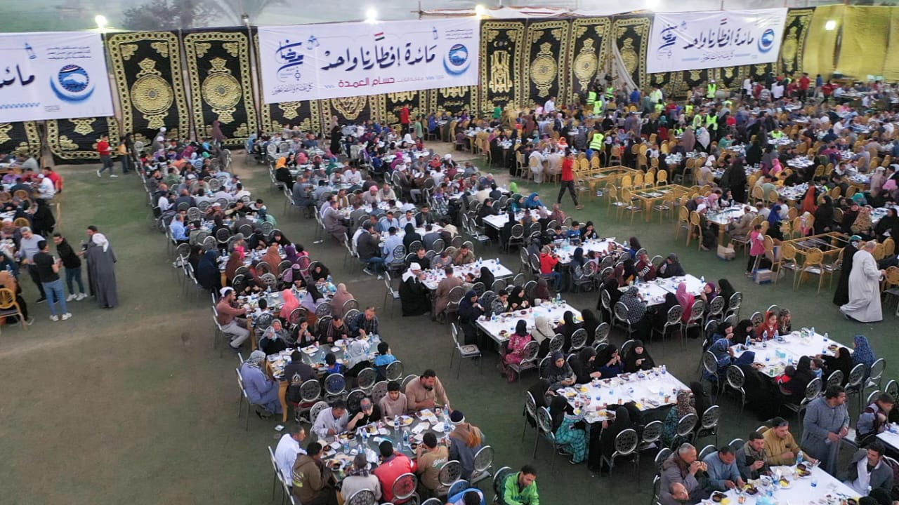 تحت شعار"إفطارنا واحد".. 4 آلاف مواطن على مائدة «مستقبل وطن» ببني سويف - الخبر لايف