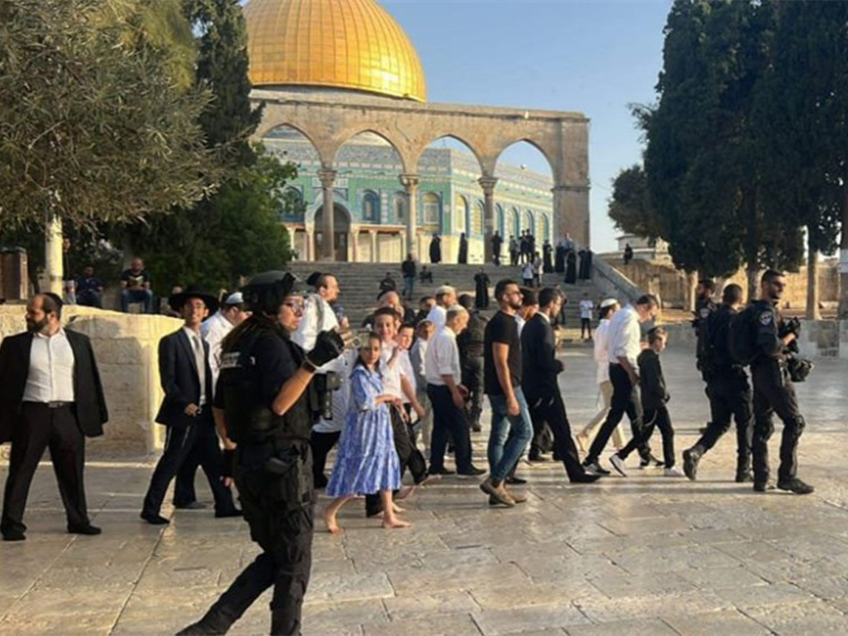 548 مستوطنا يقتحمون الأقصى .. تحت حماية شرطة الاحتلال الإسرائيلي
