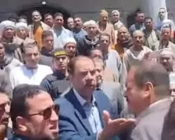 خلاف علني في افتتاح مسجد بسوهاج يثير جدلاً واسعًا وتحركات برلمانية عاجلة