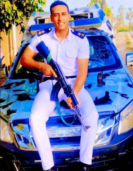 قنا تودع شهيد الواجب النقيب محمود عبد الصبور في جنازة مهيبة