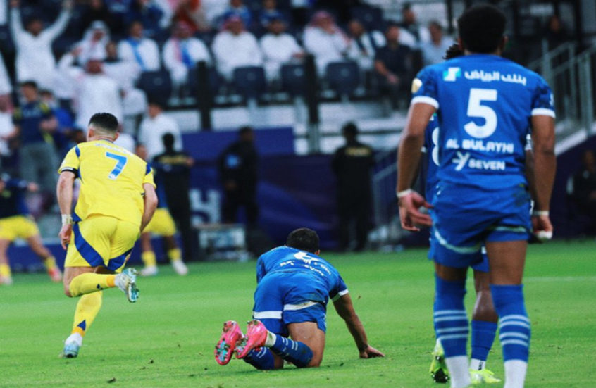 النصر السعودى يضرب الهلال بثلاثية