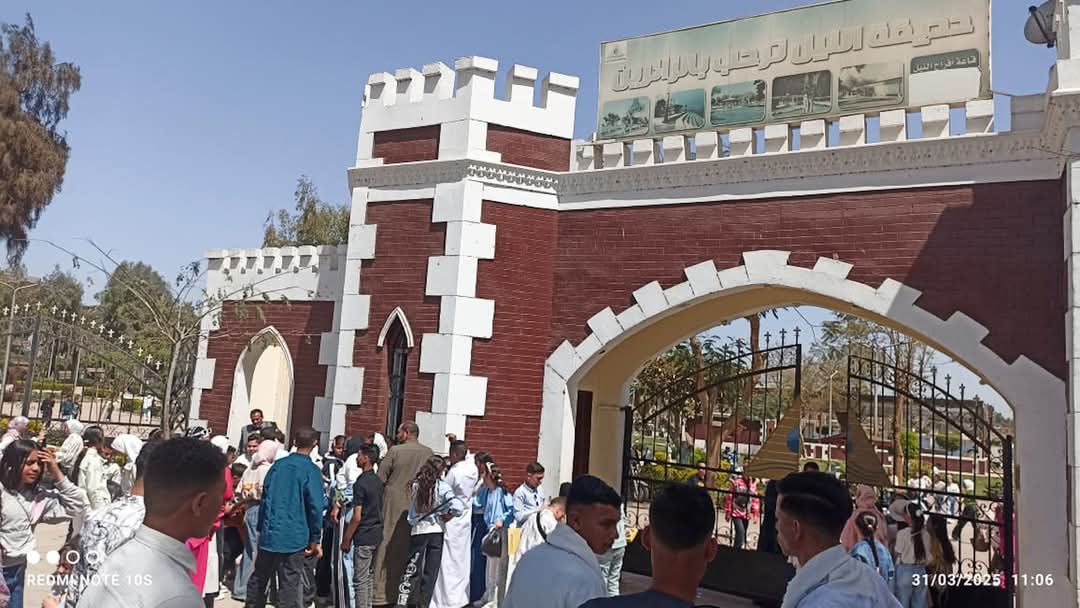إقبال كبير على حدائق الرى بالقناطر الخيرية والمركز الثقافى الأفريقى بأسوان والنصب التذكارى بالسد العالى
