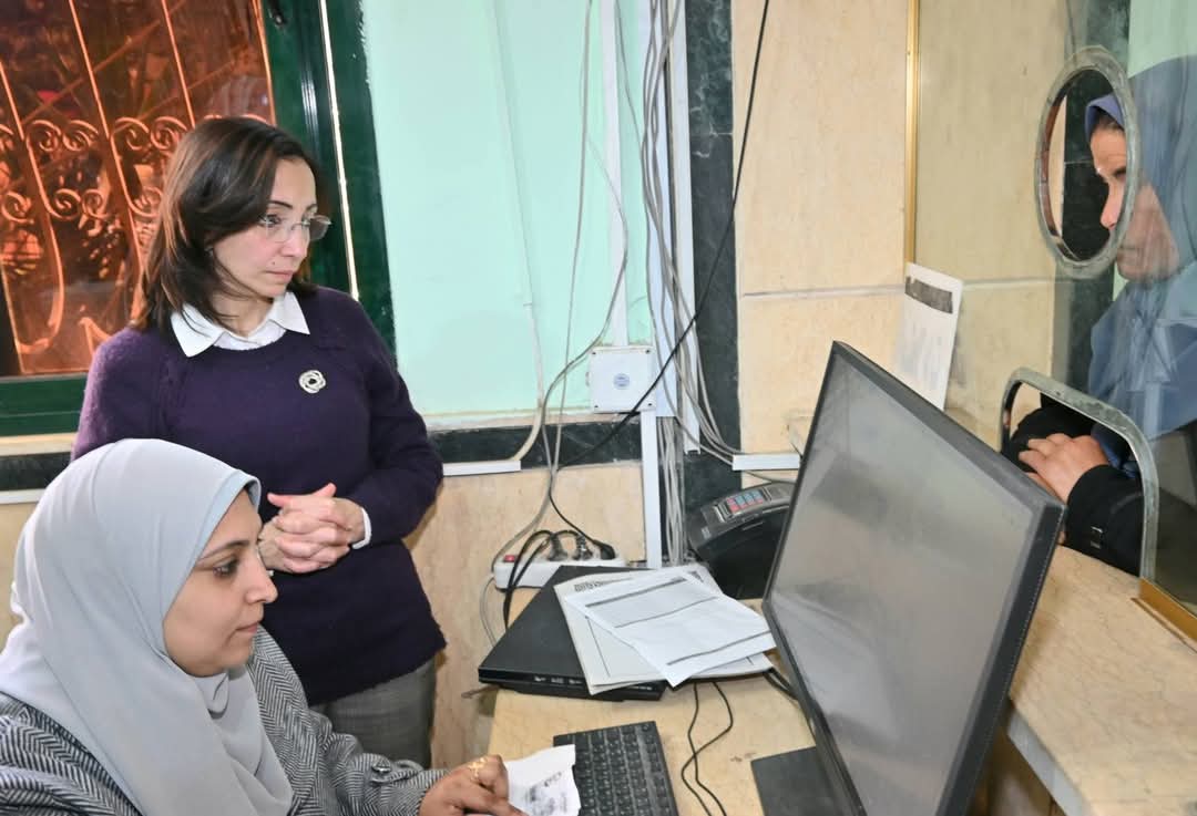 محافظ البحيرة تفاجئ مركز خدمة المواطنين بأبو حمص