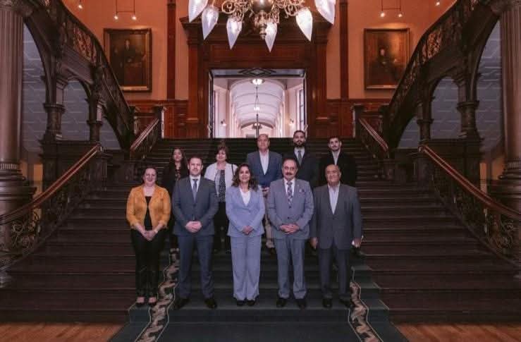 وزيرة التنمية المحلية تزور برلمان أونتاريو ومدرسة فيلوباتير المصرية بمدينة ميسيساجا بكندا