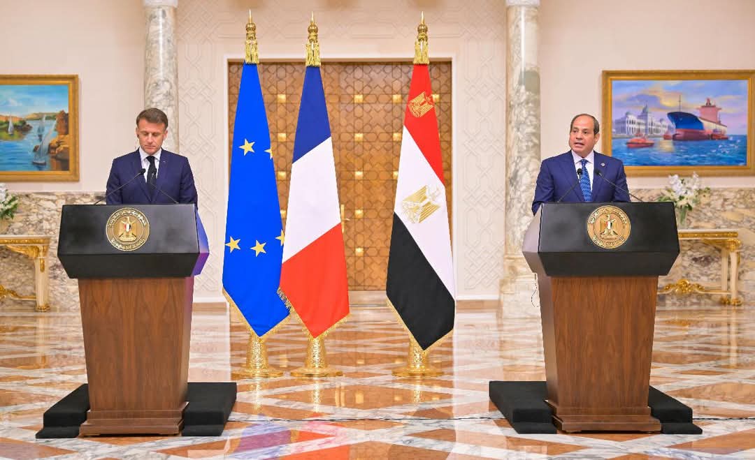 اهتمام إعلامى عالمى وعربى برفض الرئيس وماكرون تهجير الفلسطينيين من أرضهم