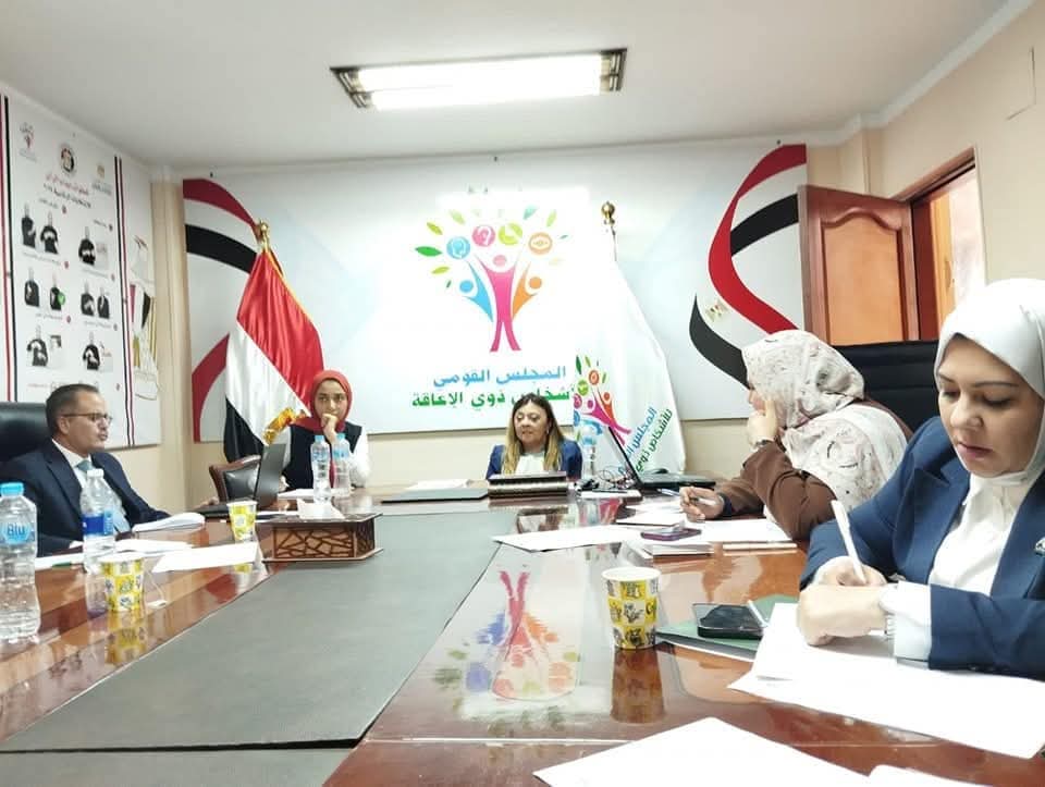 المشرف العام على"القومى للأشخاص ذوي الإعاقة" تترأس لجنة اختيار الأسر المثالية