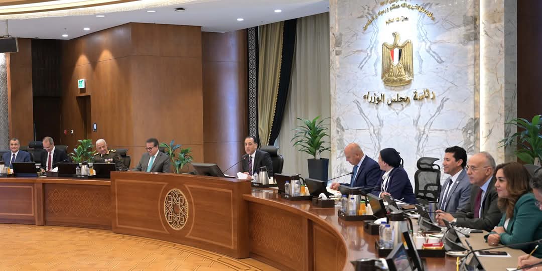 رئيس الوزراء يترأس الاجتماع الأسبوعى للحكومة