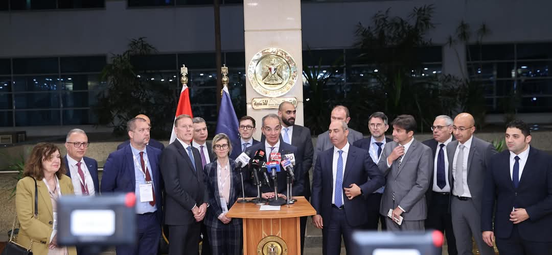 وزير الاتصالات : توسيع آفاق التعاون مع الشركات الفرنسية