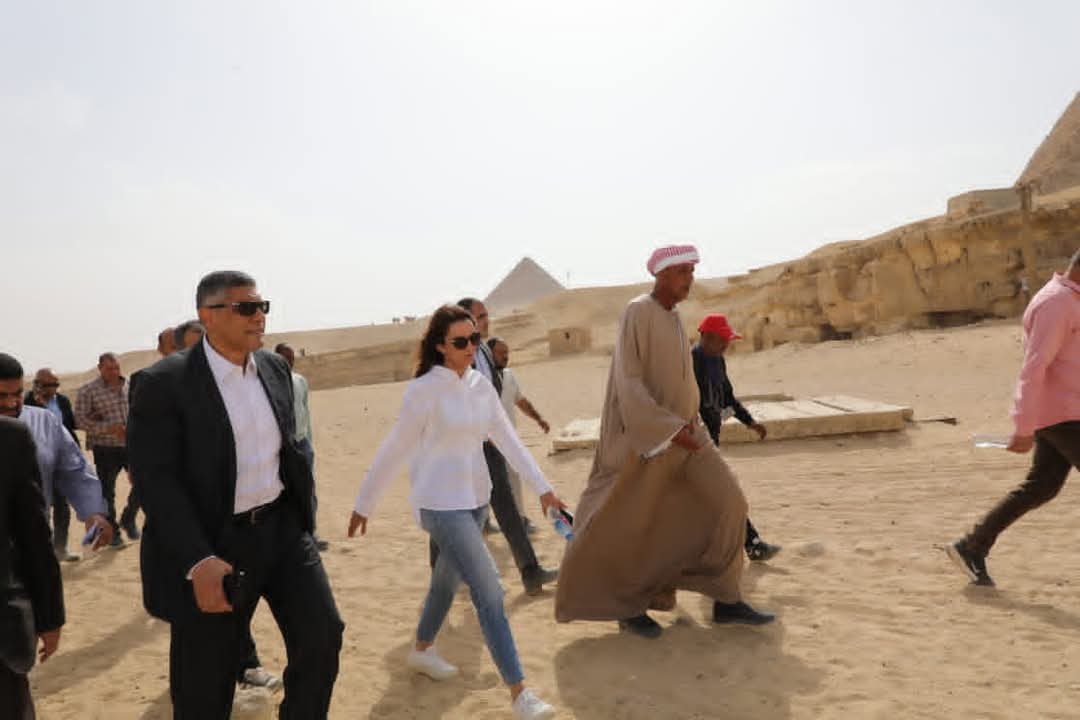 محافظ الجيزة يتابع التشغيل التجريبى لمشروع تطوير الخدمات بالمنطقة الأثرية للأهرامات