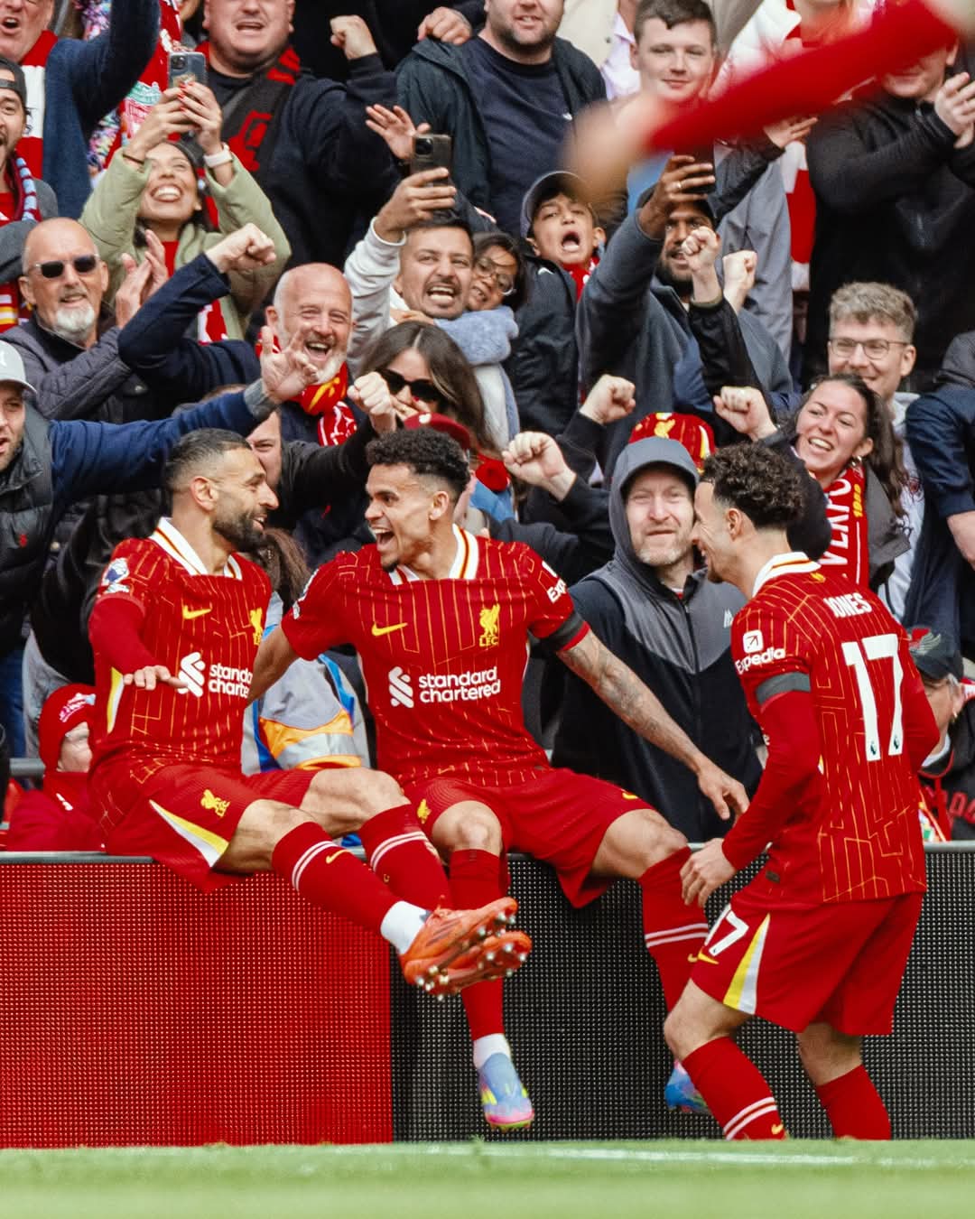 مدرب أرسنال يرفع راية التحدى:لن نمنح ليفربول التتويج بلقب الدورى يوم أحد الفصح