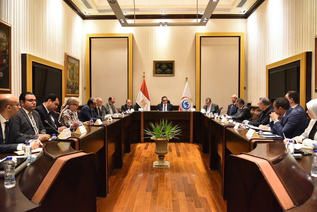نائب رئيس الوزراء يبحث تعزيز الاستثمارات العالمية فى السوق المصرى