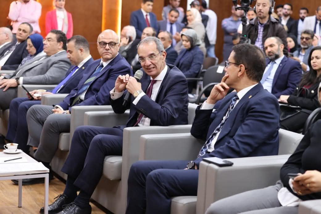 وزير الإتصالات: نستهدف الوصول إلى مختلف أسواق العمل حول العالم