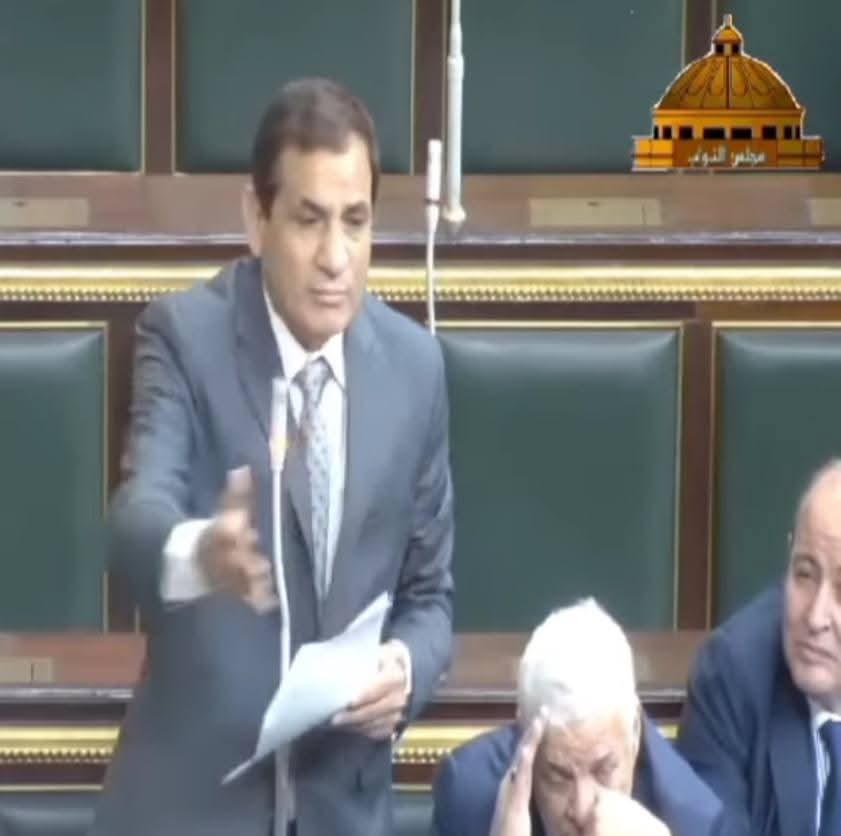 النائب عبد العليم داود يطالب بـ«إحالة الحكومة إلى النيابة»وتقديمها للجنايات