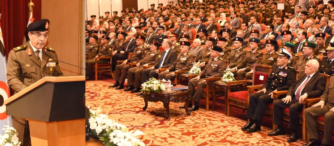 وزير الدفاع والإنتاج الحربى يشهد مناقشة البحث الرئيسى لهيئة عمليات القوات المسلحة 