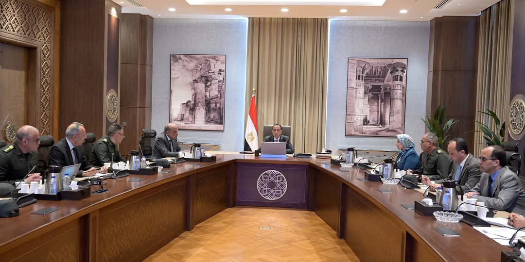 رئيس الوزراء يُتابع توصيل المرافق لمشروعات الاستصلاح الزراعى فى "الدلتا الجديدة"