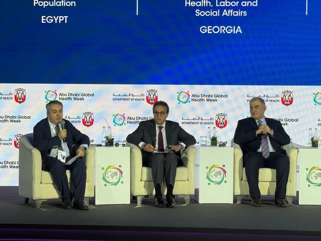 "عبدالغفار" من أبو ظبى: نظام التغطية الصحية الشاملة ..خطوة تحوّلية لبناء نظام صحى عادل