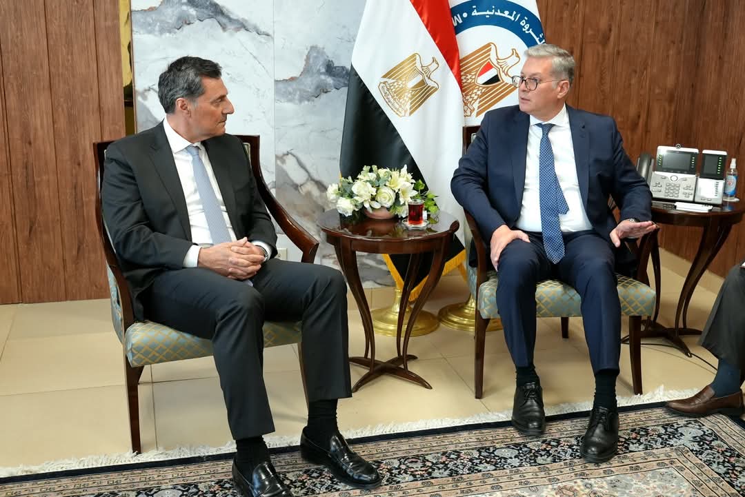 وزير البترول يبحث مع رئيس أنرجين اليونانية أوجه التعاون المشترك
