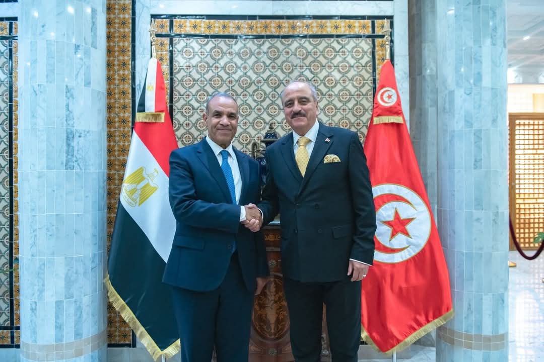 وزير الخارجية يبحث مع نظيره التونسى تطورات الشرق الأوسط 