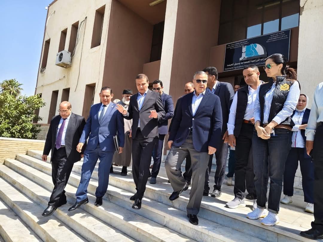 وزير الزراعة ومحافظ الإسكندرية يبحثان التعاون فى رفع كافة الأصول