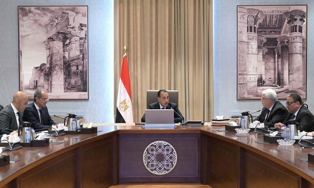 تذليل أية عقبات أمام انضمام طلب مدارس للجامعات We