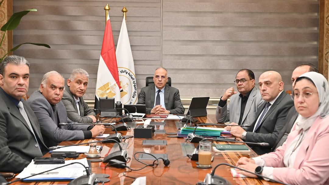 وزير الرى يتابع حالة المنظومة المائية بالمنيا