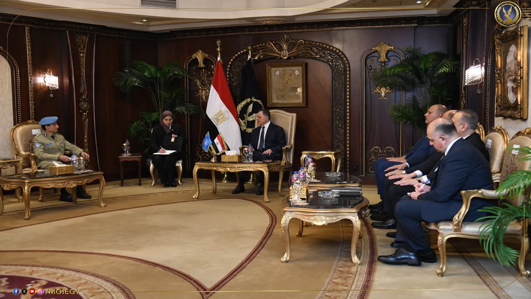 وزير الداخلية يبحث تعزيز أوجه التعاون مع المُستشار الشُرطى لمنظمة الأمم المُتحدة
