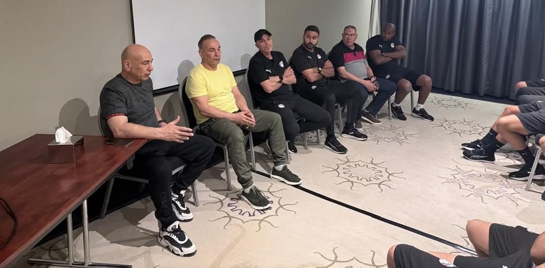 جهاز المنتخب بقيادة حسام حسن يدعم منتخب الشباب