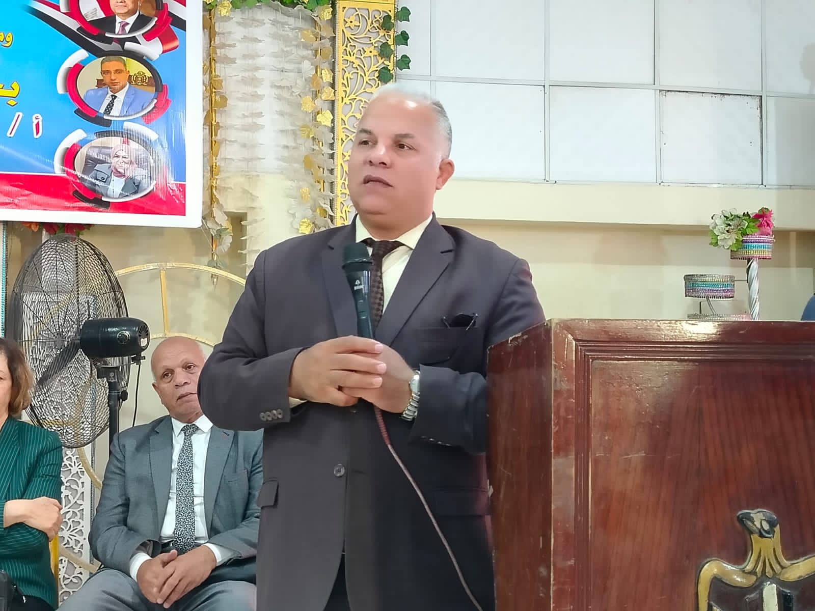 التحقيق مع إدارة مدرسة الفيوم الإعدادية بعد واقعة خروج الطلاب خلال اليوم الدراسي