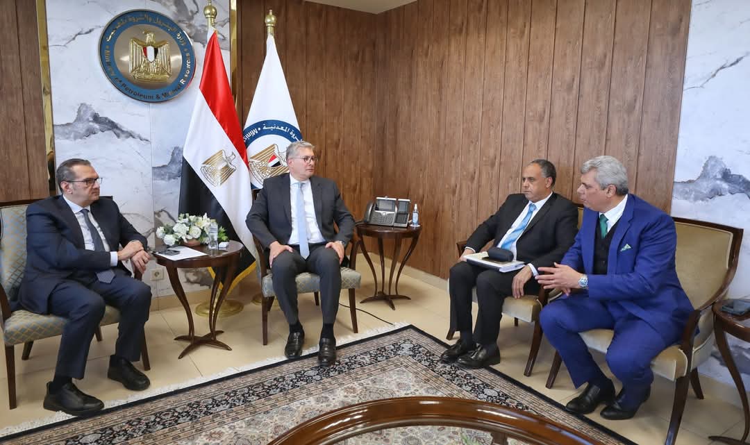وزير البترول والثروة المعدنية يلتقي بالرئيس التنفيذي لشركة "أديس"