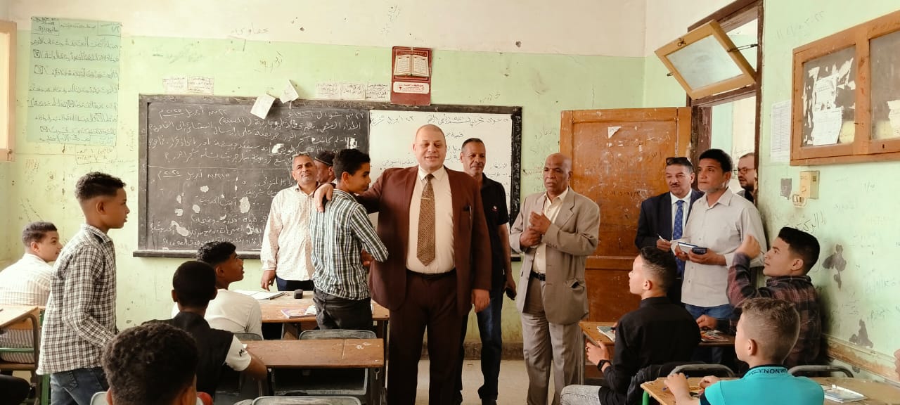 أبو حزام حكاية قرية غيرت مصيرها..من بؤرة إجرامية إلى منارة تعليمية