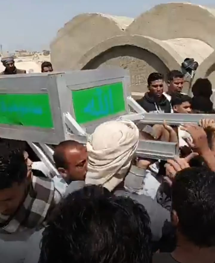 وسط حالة من الحزن : تشييع جثامين سبعة ضحايا في حادث سير مروع بليبيا